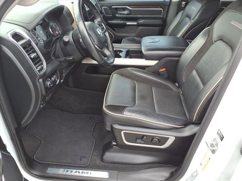 Used 2022 RAM 1500 Laramie AWD/4WD image 10
