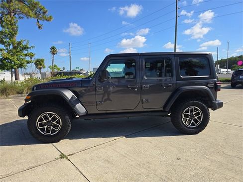 Used 2024 Jeep Wrangler Unlimited Rubicon image 6