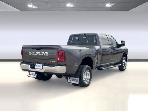 Used 2026 RAM 3500 Tradesman image 9