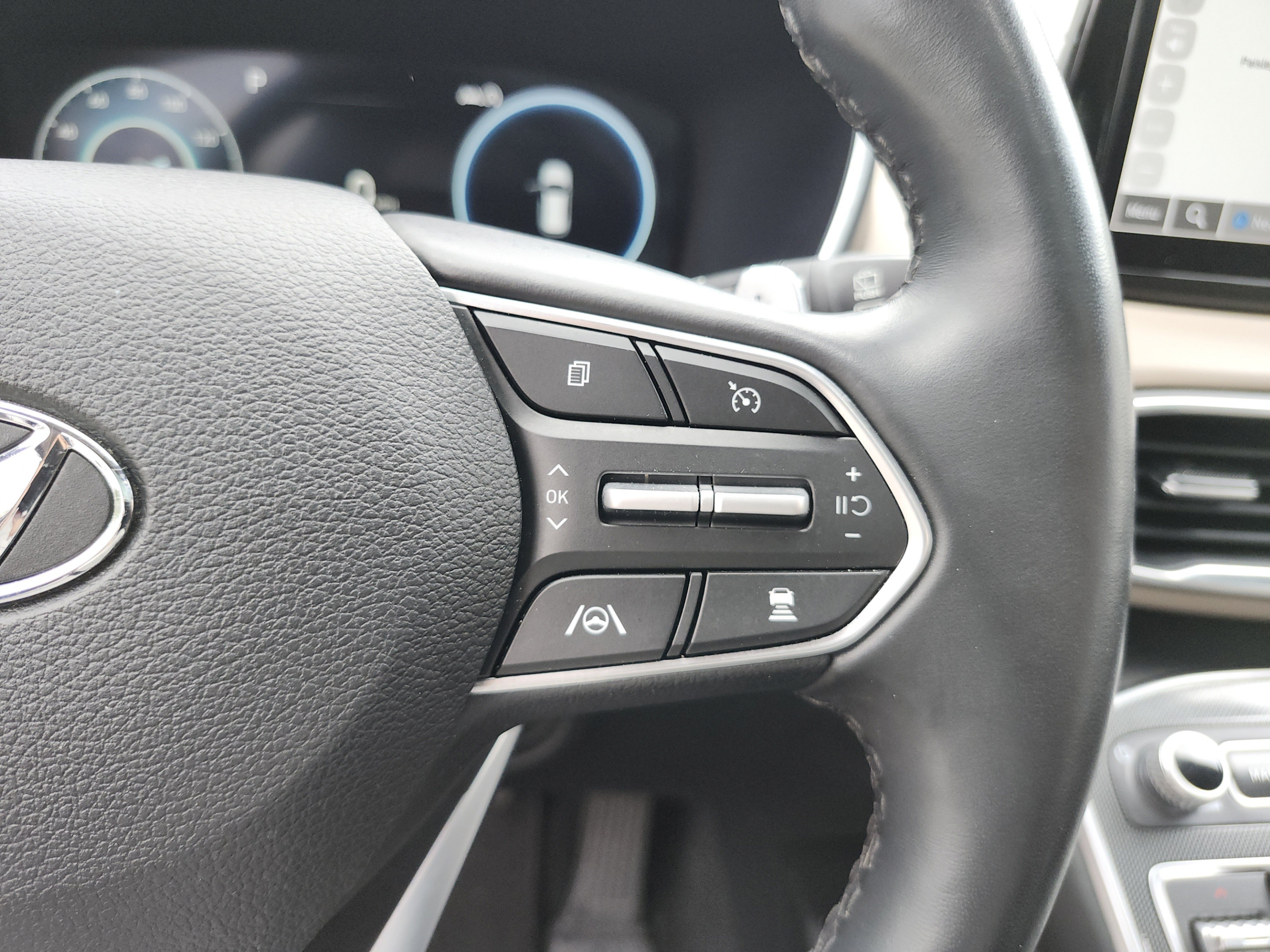 Certified 2021 Hyundai Santa Fe Limited FWD image 16
