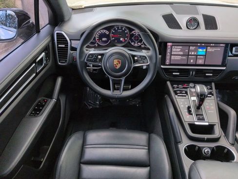 Used 2021 Porsche Cayenne GTS AWD/4WD image 16