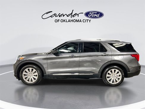 Used 2022 Ford Explorer Limited w/ Limited Technology Package image 5