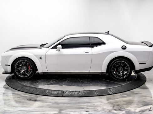 Used 2021 Dodge Challenger SRT Hellcat Redeye image 9