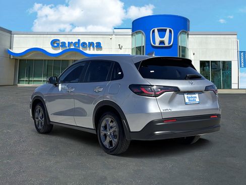 New 2027 Honda HR-V LX image 4