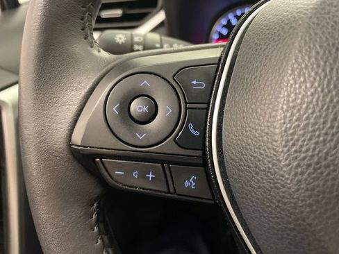 Used 2021 Toyota RAV4 XLE Premium AWD/4WD image 18