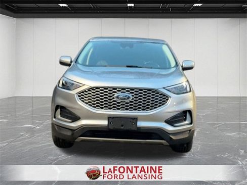 Used 2023 Ford Edge SEL image 8
