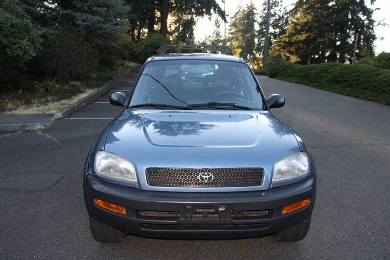 Used 1997 Toyota RAV4 4WD 4-Door w/ Upgrade Pkg w/ Tilt Wheel image 9