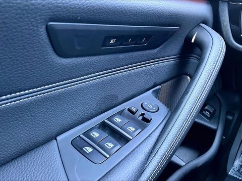 Used 2019 BMW 530i xDrive w/ Convenience Package AWD/4WD image 34