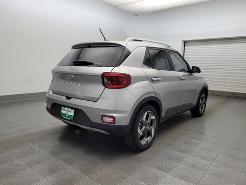 Used 2023 Hyundai Venue SEL w/ Cargo Package FWD image 9