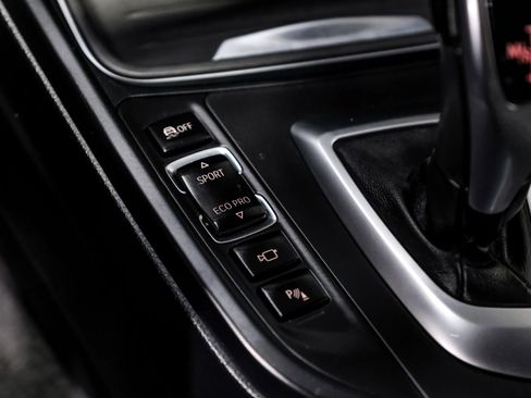 Used 2015 BMW 335i Sedan image 32