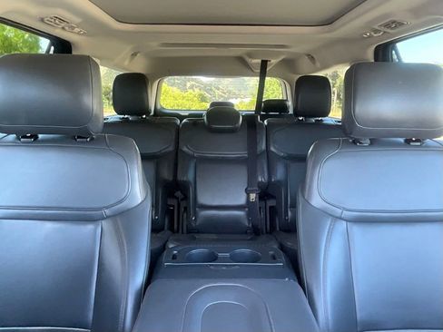 Used 2025 Ford Expedition Max Active AWD/4WD image 33