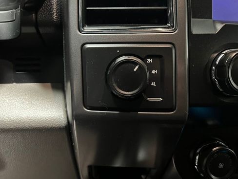 Used 2019 Ford F150 XLT w/ Equipment Group 302A Luxury image 14