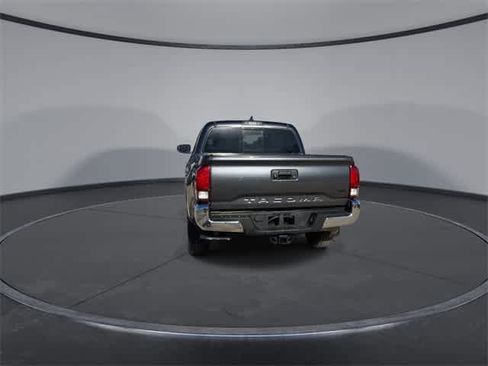 Used 2022 Toyota Tacoma SR5 image 7