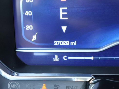 Used 2024 Chevrolet Silverado 2500 LTZ image 25