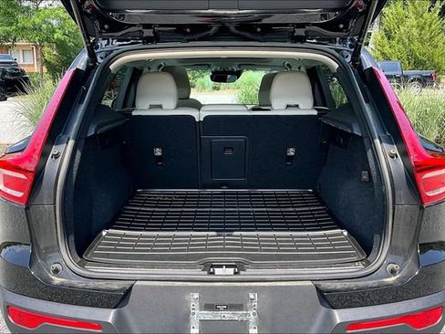 Used 2022 Volvo XC40 T5 Inscription w/ Advanced Package AWD/4WD image 18
