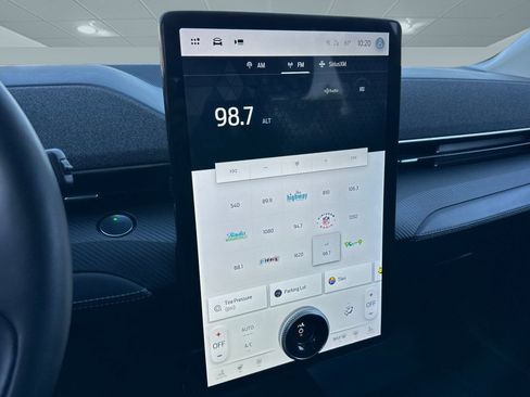 Used 2021 Ford Mustang Mach-E Premium image 22