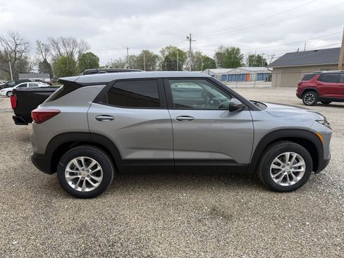Used 2026 Chevrolet TrailBlazer LS w/ LS Convenience Package AWD/4WD image 5