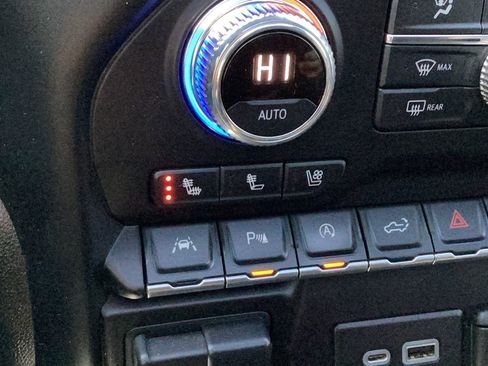 Used 2021 GMC Sierra 1500 Denali w/ Denali Ultimate Package image 31