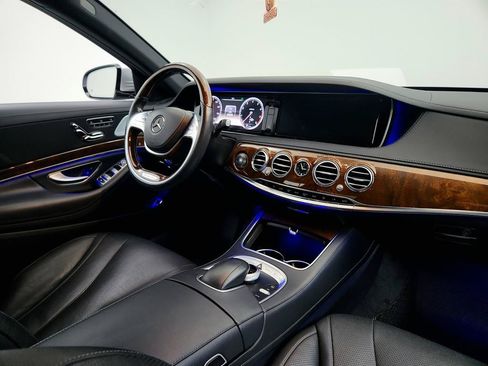 Used 2014 Mercedes-Benz S 550 Sedan image 27