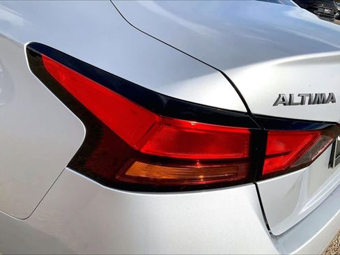 Used 2024 Nissan Altima 2.5 SV image 31