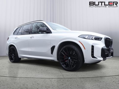Used 2024 BMW X5 M60i image 3