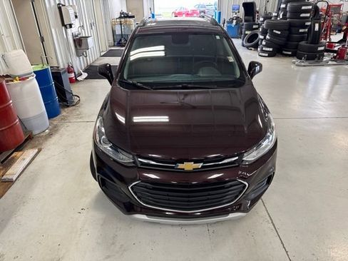 Used 2020 Chevrolet Trax LT FWD image 26