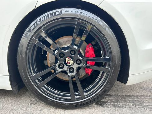 Used 2013 Porsche Panamera GTS AWD/4WD image 25