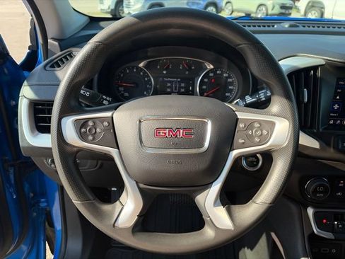 Used 2024 GMC Terrain SLE w/ Driver Convenience Package AWD/4WD image 15