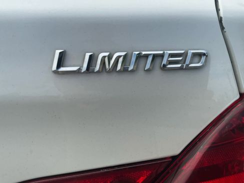 Used 2008 Toyota Avalon Limited FWD image 17