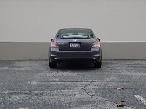 Used 2010 Honda Accord EX-L image 4