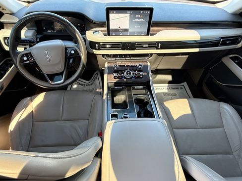 Used 2022 Lincoln Aviator Reserve w/ Elements Package Plus image 17