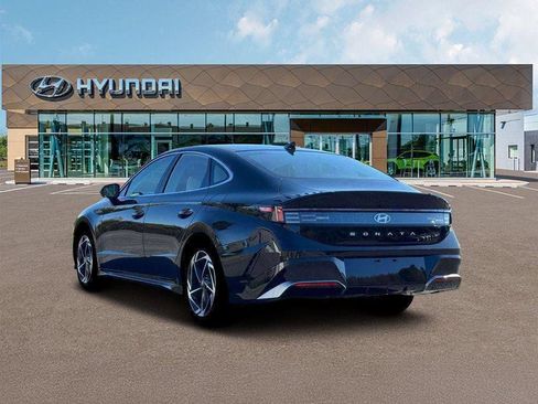 New 2026 Hyundai Sonata SEL FWD image 5