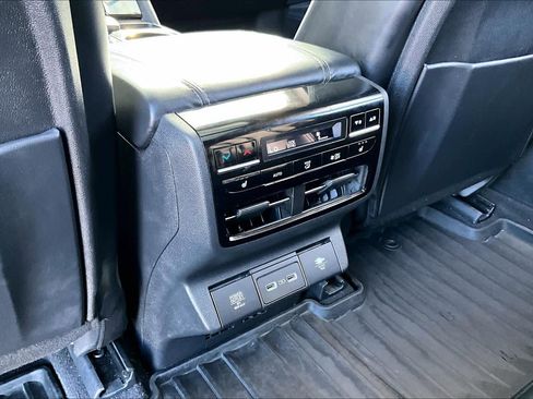 Used 2022 Acura MDX SH-AWD w/ Advance Package image 34