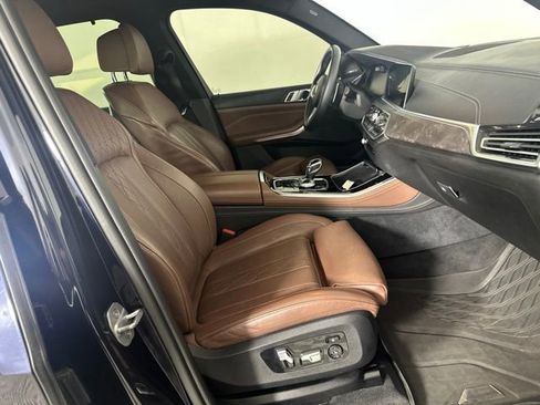 Used 2019 BMW X5 xDrive50i w/ M Sport Package AWD/4WD image 28