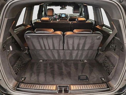 Used 2017 Mercedes-Benz GLS 450 4MATIC image 11