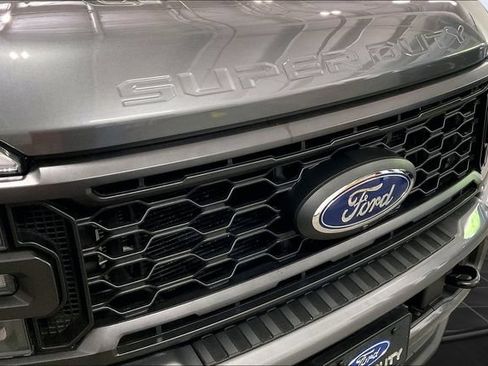 Used 2024 Ford F250 Lariat w/ Sport Appearance Package AWD/4WD image 30