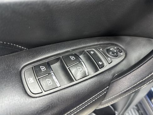 Used 2019 INFINITI QX80 Luxe image 18