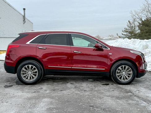 Used 2018 Cadillac XT5 Luxury w/ Driver Awareness Package image 9