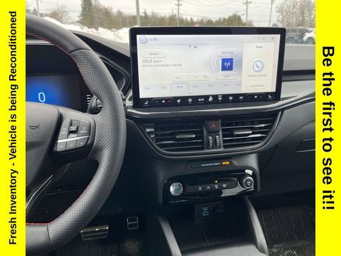 Used 2023 Ford Escape ST-Line w/ Tech Pack #1 image 17