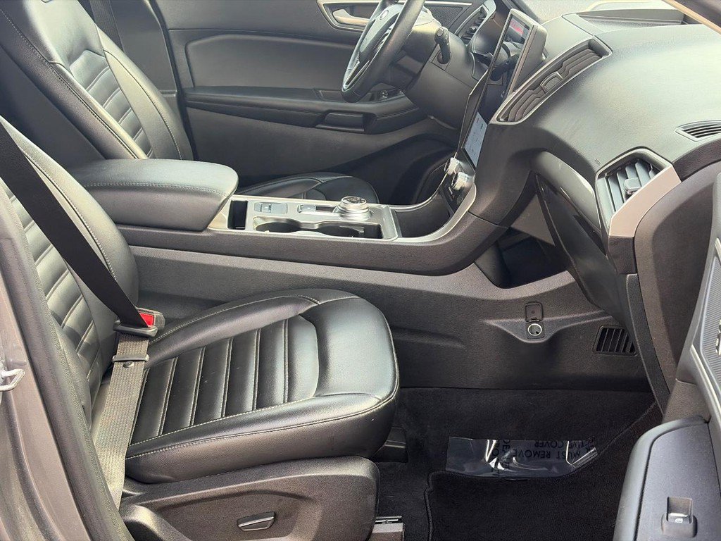 Used 2024 Ford Edge SEL AWD/4WD image 18