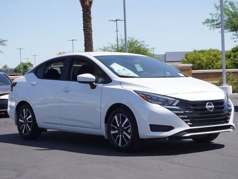 New 2025 Nissan Versa SV w/ Trunk Package image 4