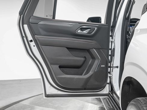 Used 2022 Chevrolet Tahoe RST w/ Luxury Package image 27