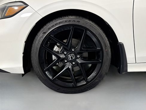 Certified 2025 Honda Civic Sport image 28