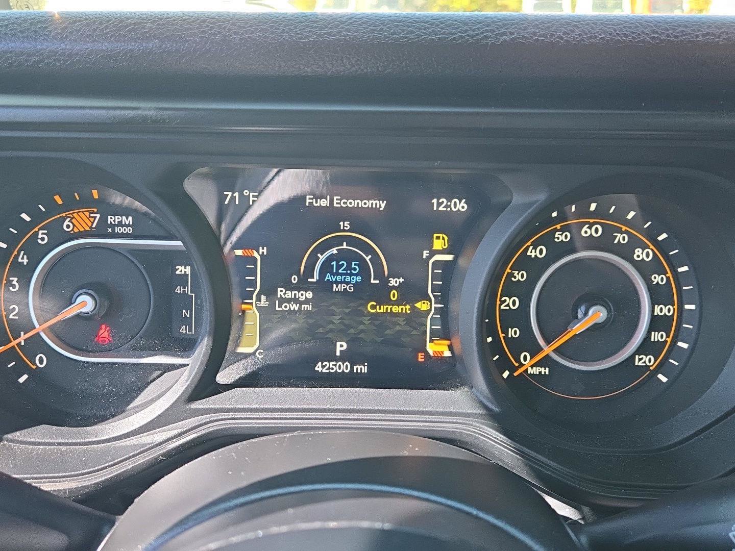 Used 2024 Jeep Wrangler Unlimited Sport AWD/4WD image 18