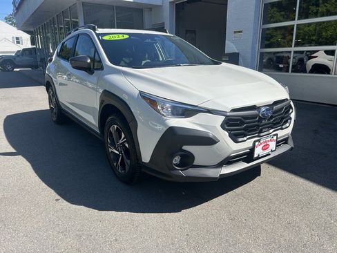 Used 2024 Subaru Crosstrek 2.0i Premium AWD/4WD image 2
