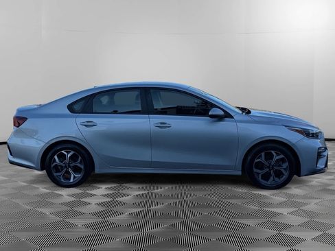 Used 2019 Kia Forte LXS image 6