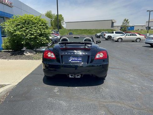 Used 2007 Chrysler Crossfire Limited RWD image 6