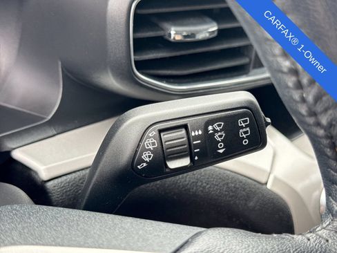 Used 2023 Ford Explorer XLT w/ Equipment Group 202A AWD/4WD image 30