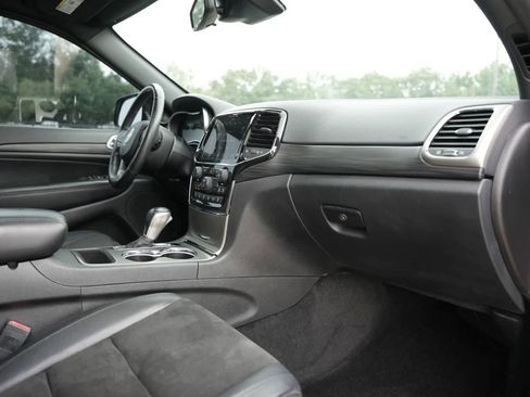Used 2021 Jeep Grand Cherokee Laredo X RWD image 21