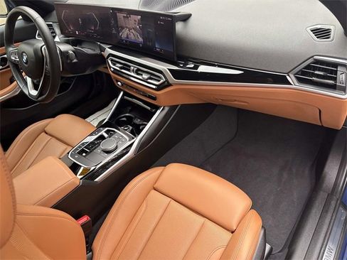 Used 2023 BMW 330i xDrive Sedan w/ Premium Package image 26